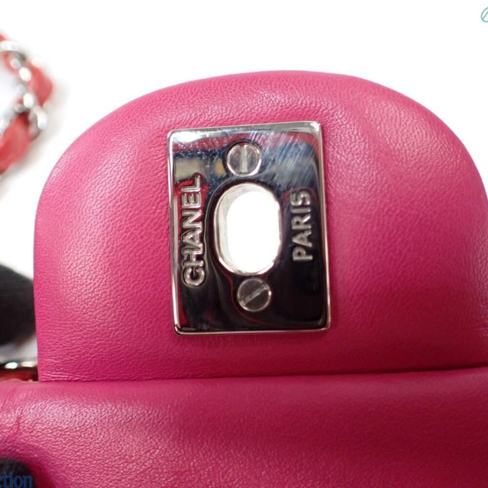 CHANEL Pink Quilted Shoulder Bag - Picture 11 of 12